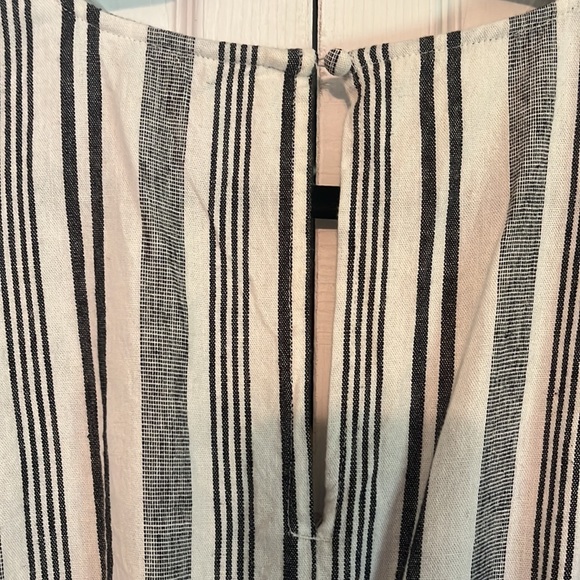 Cute American Eagle outfitter jumpsuit! - Picture 6 of 8